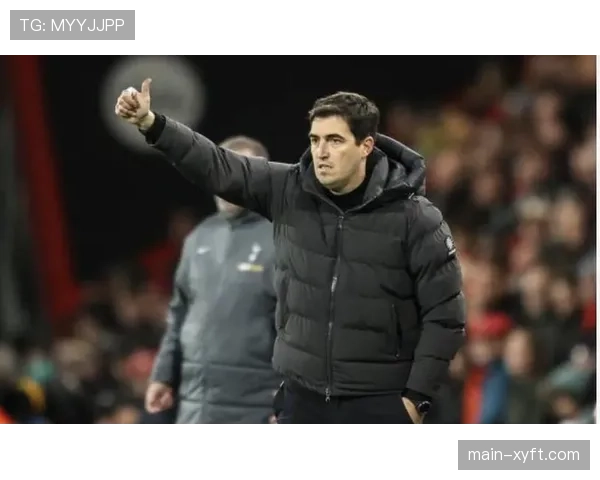 伯恩茅斯长期稳居前四 伊劳拉直接推进打法见效